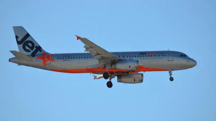  VH-VQU Airbus A320-232 Jetstar Airways Over Sydney Airport