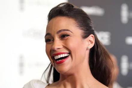 American actress Celebrity Paula Patton HD Desktop Wallpaper | Background Image