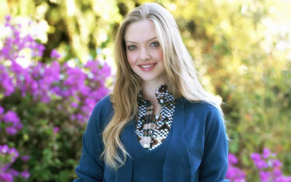 Celebrity Amanda Seyfried HD Desktop Wallpaper | Background Image