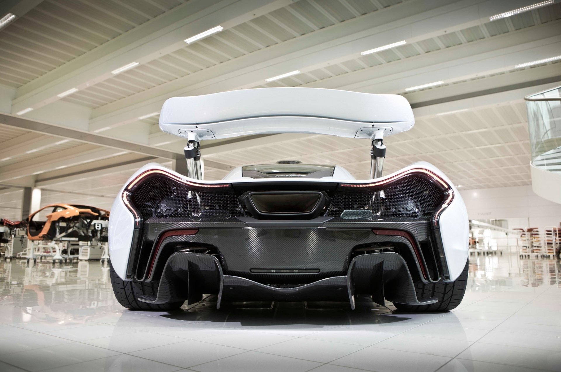 Download Vehicle McLaren P1 HD Wallpaper