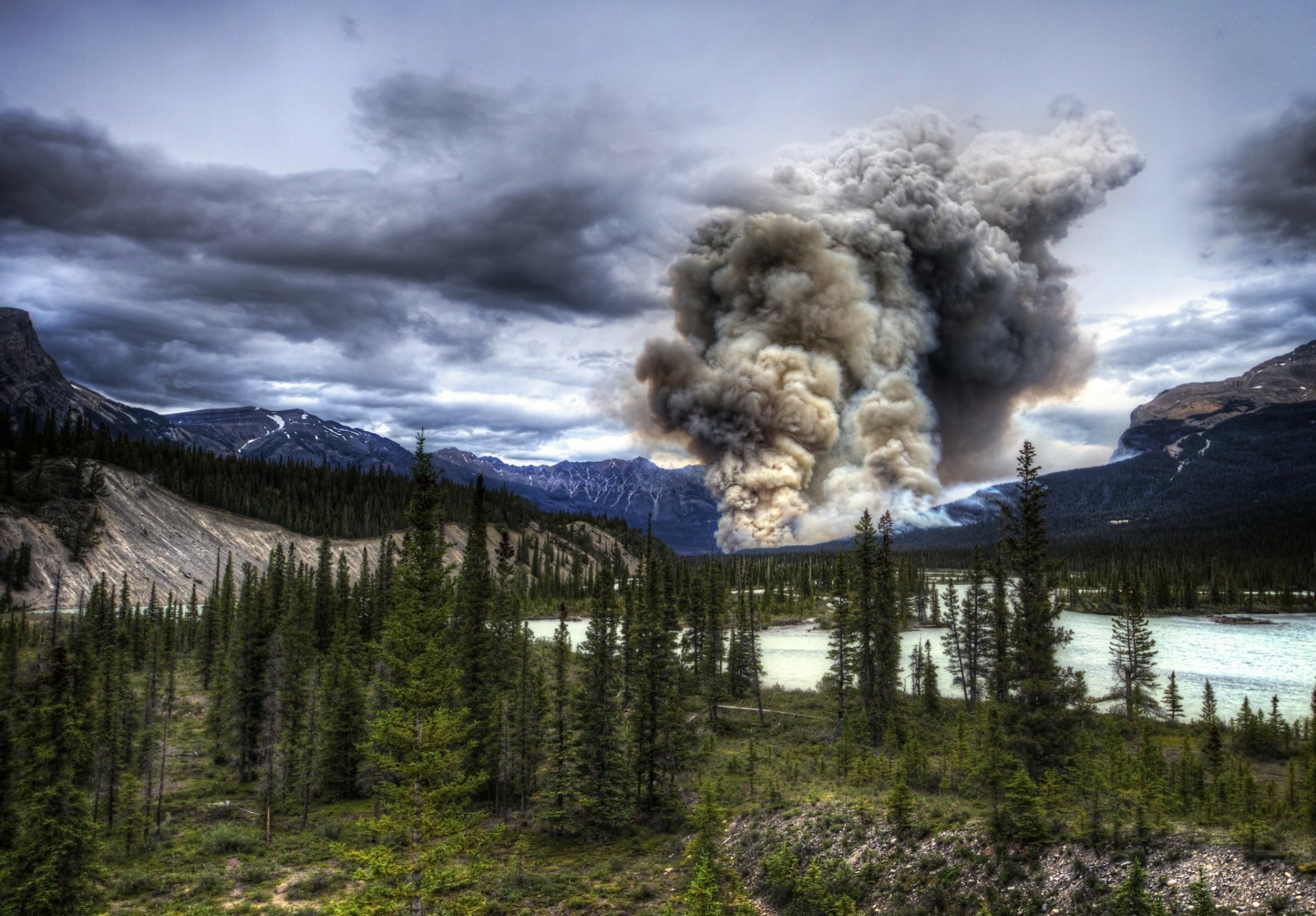 Download Storm Wood Mountain Nature Cloud HD Wallpaper