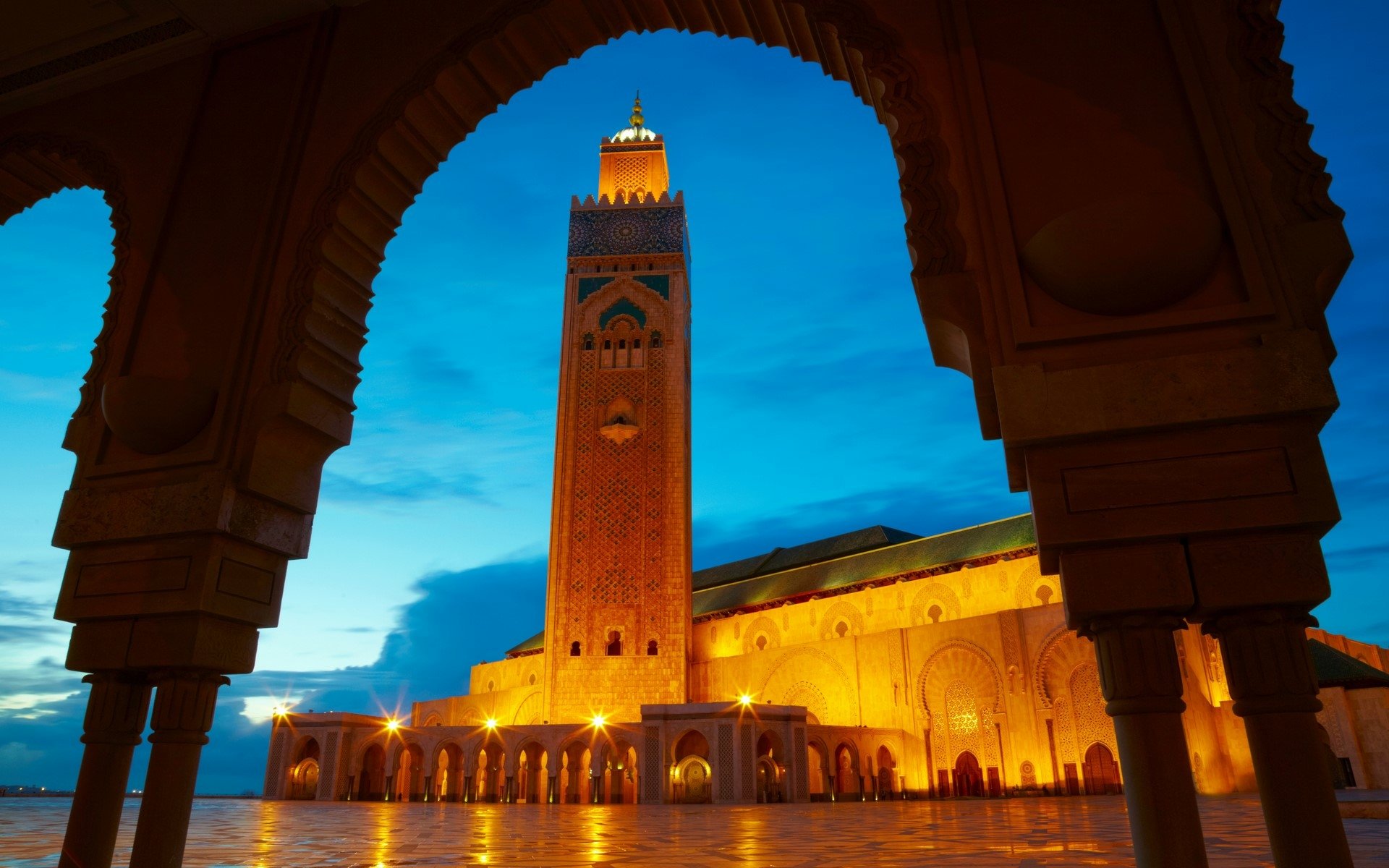 Hassan II Mosque HD Wallpaper | Background Image | 1920x1200