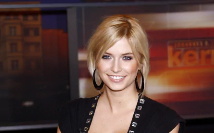 model German woman lena gercke HD Desktop Wallpaper | Background Image