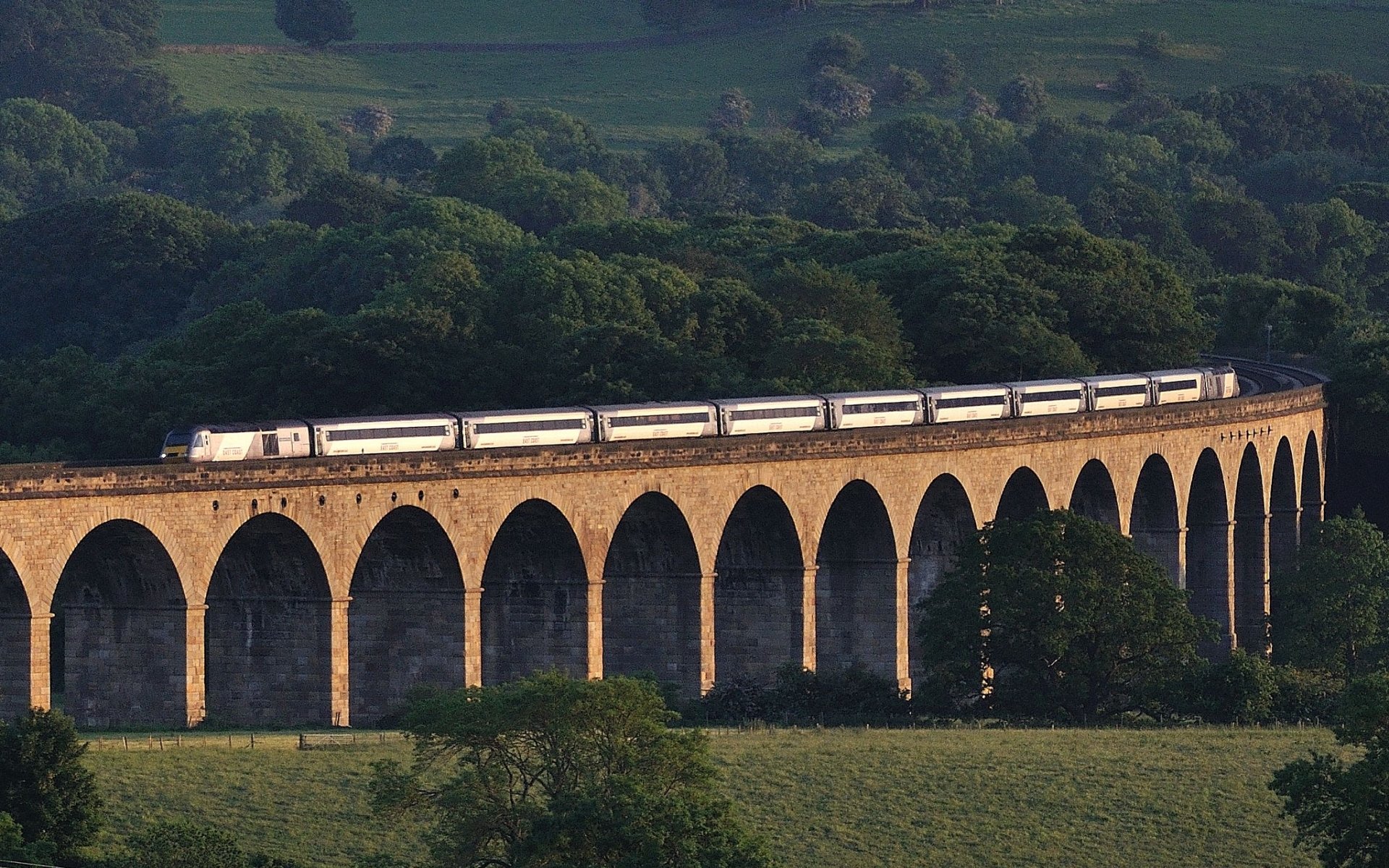 Download Man Made Arthington Viaduct HD Wallpaper