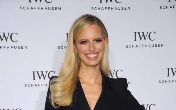 model Czech Celebrity Karolína Kurková HD Desktop Wallpaper | Background Image