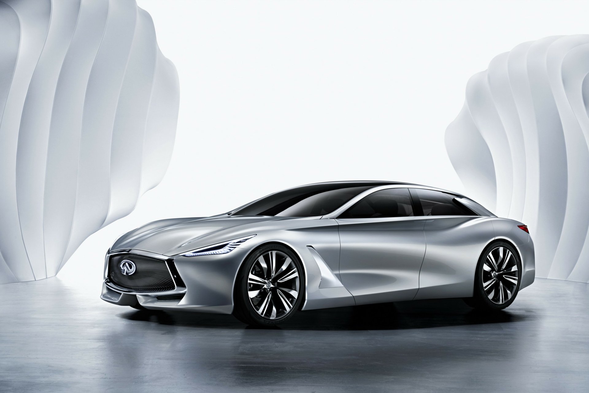 Download Vehicle Infiniti Q80 HD Wallpaper
