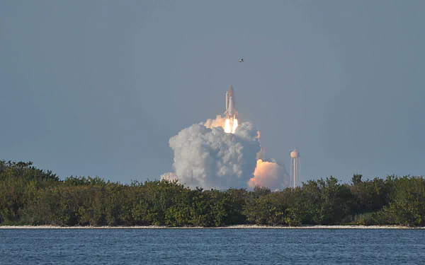 vehicle space shuttle HD Desktop Wallpaper | Background Image