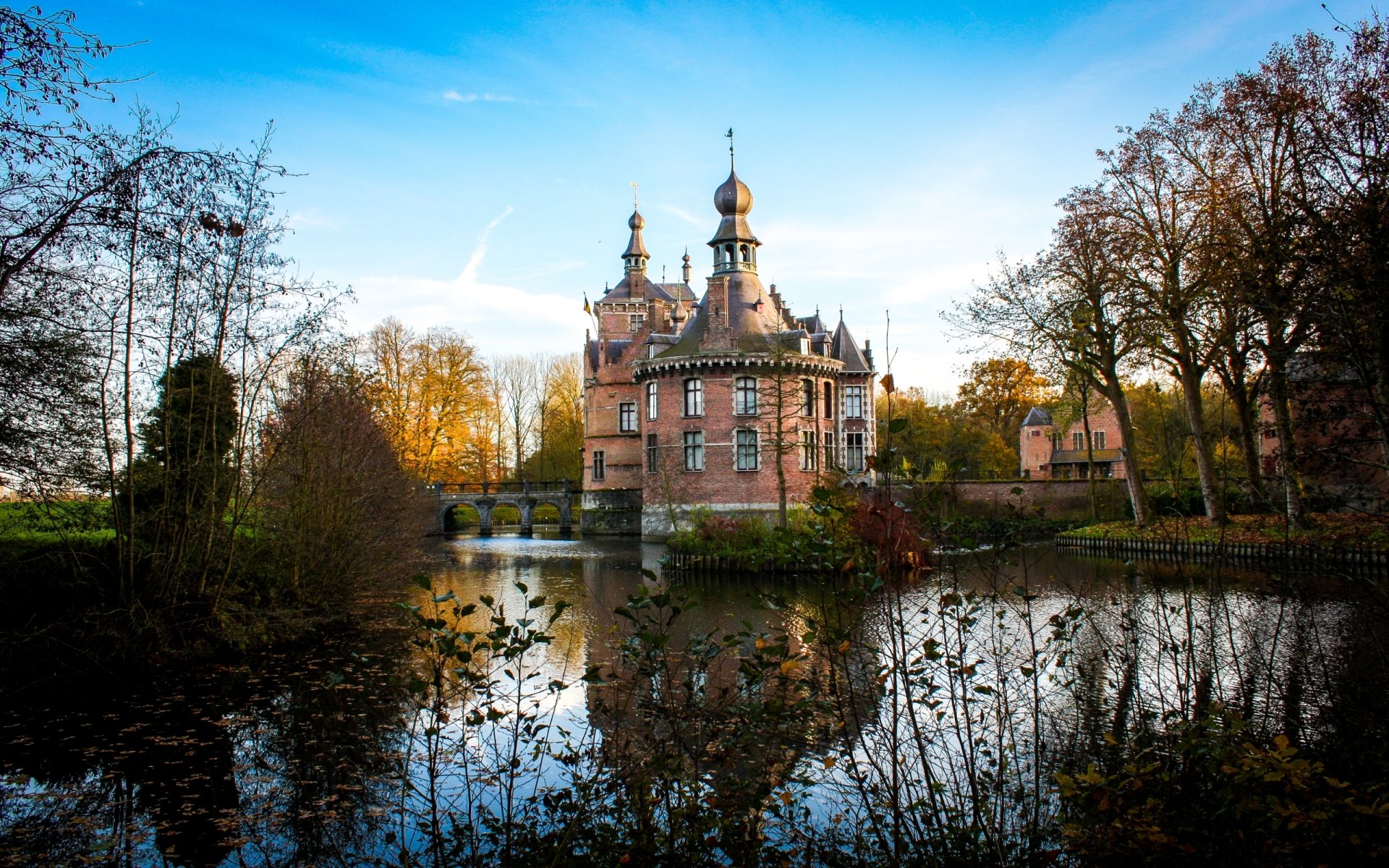 Download Man Made Ooidonk Castle HD Wallpaper