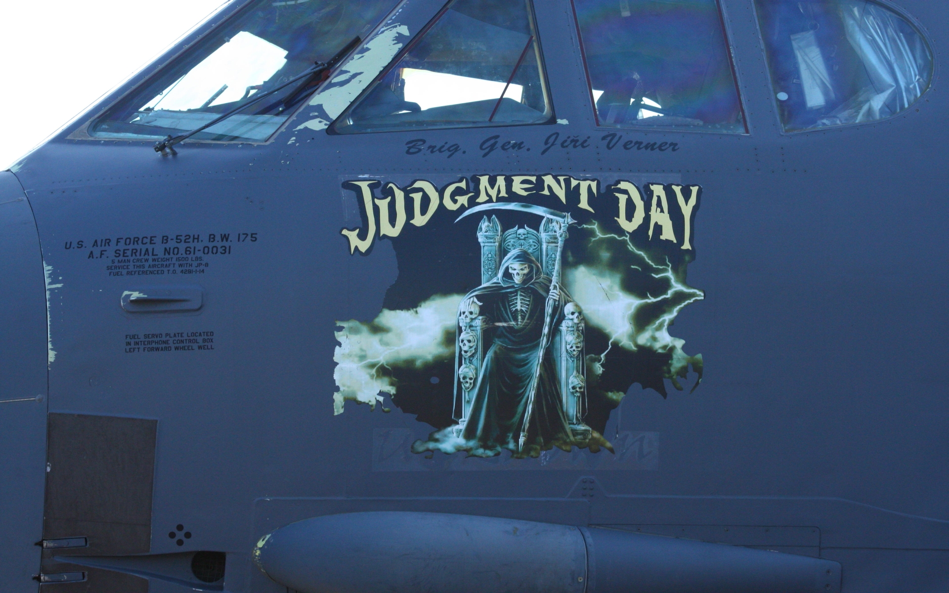 Military Aircraft Nose Art HD Wallpaper | Background Image