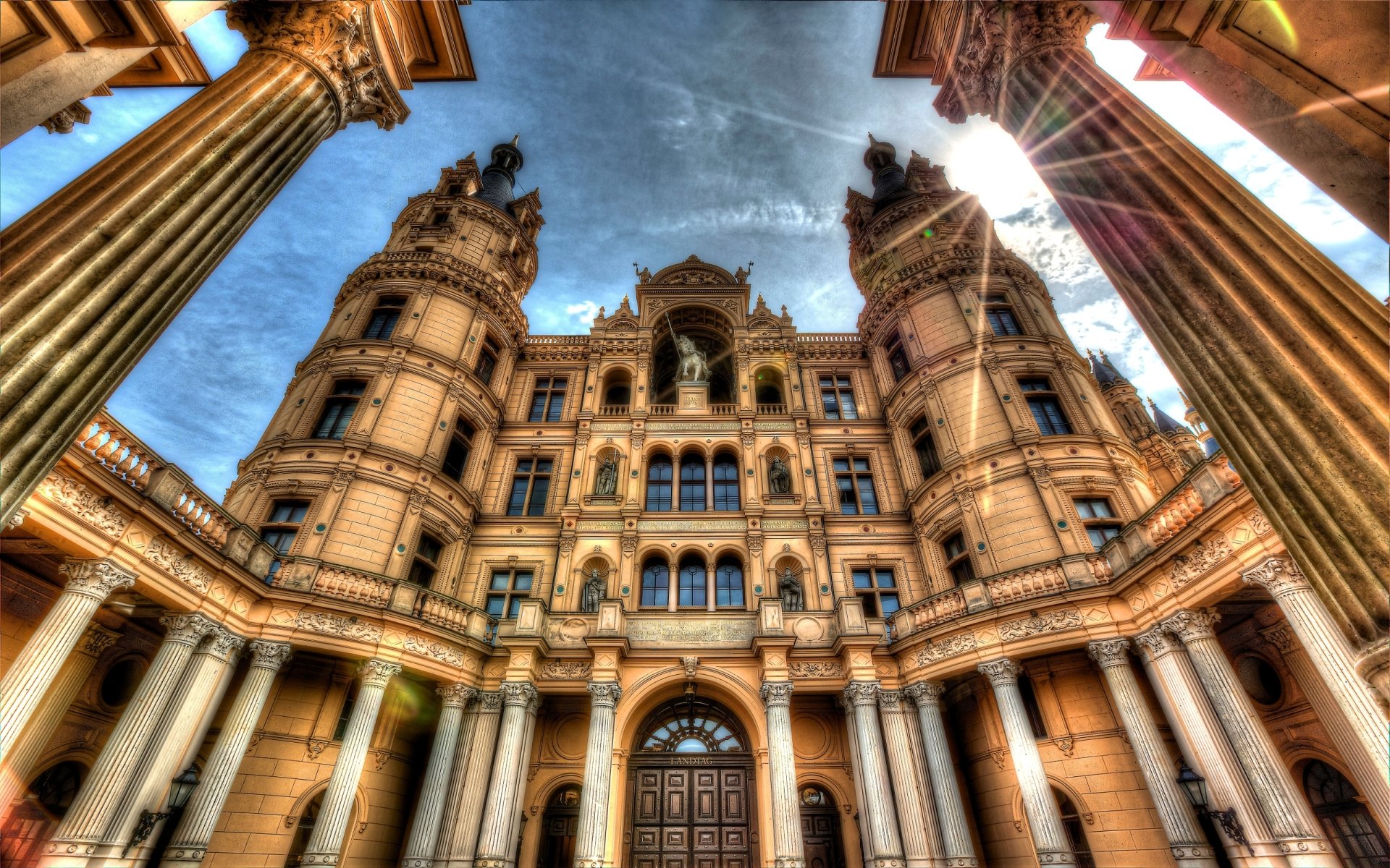 Download Man Made Schwerin Palace HD Wallpaper