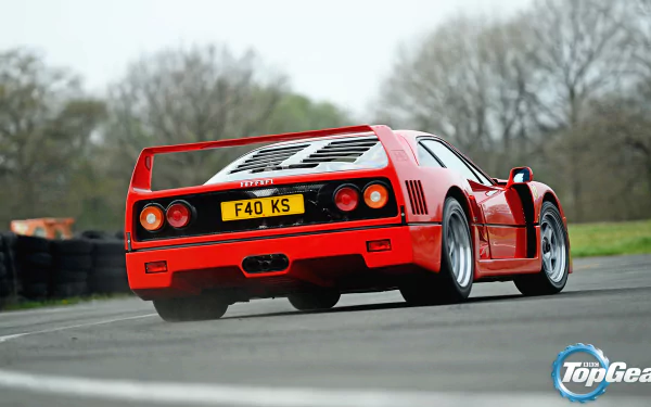  Ferrari F40 by Jamie Lipman