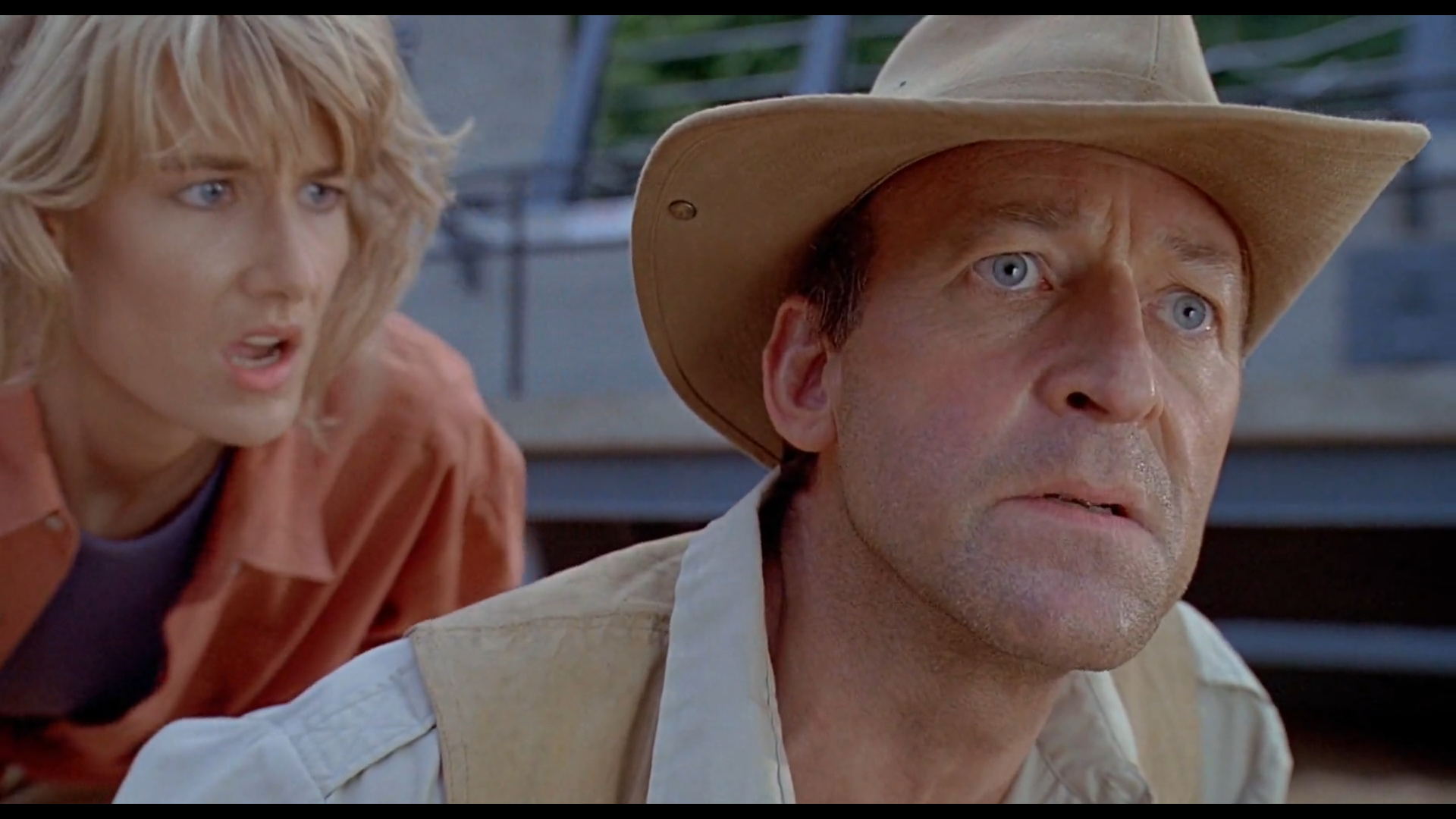 Download Bob Peck Laura Dern Robert Muldoon Ellie Sattler Movie Jurassic Park HD Wallpaper