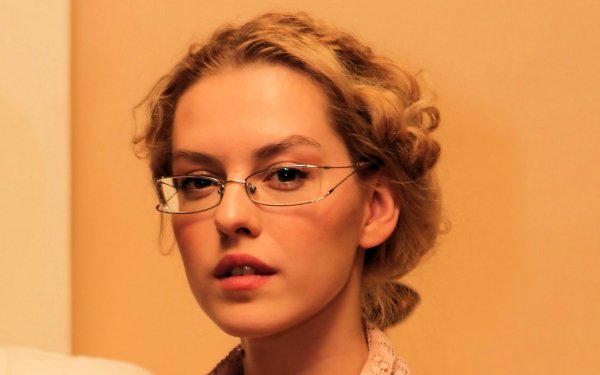 Women Leanca Grâu Actresses Russia Actress Glasses HD Wallpaper | Background Image