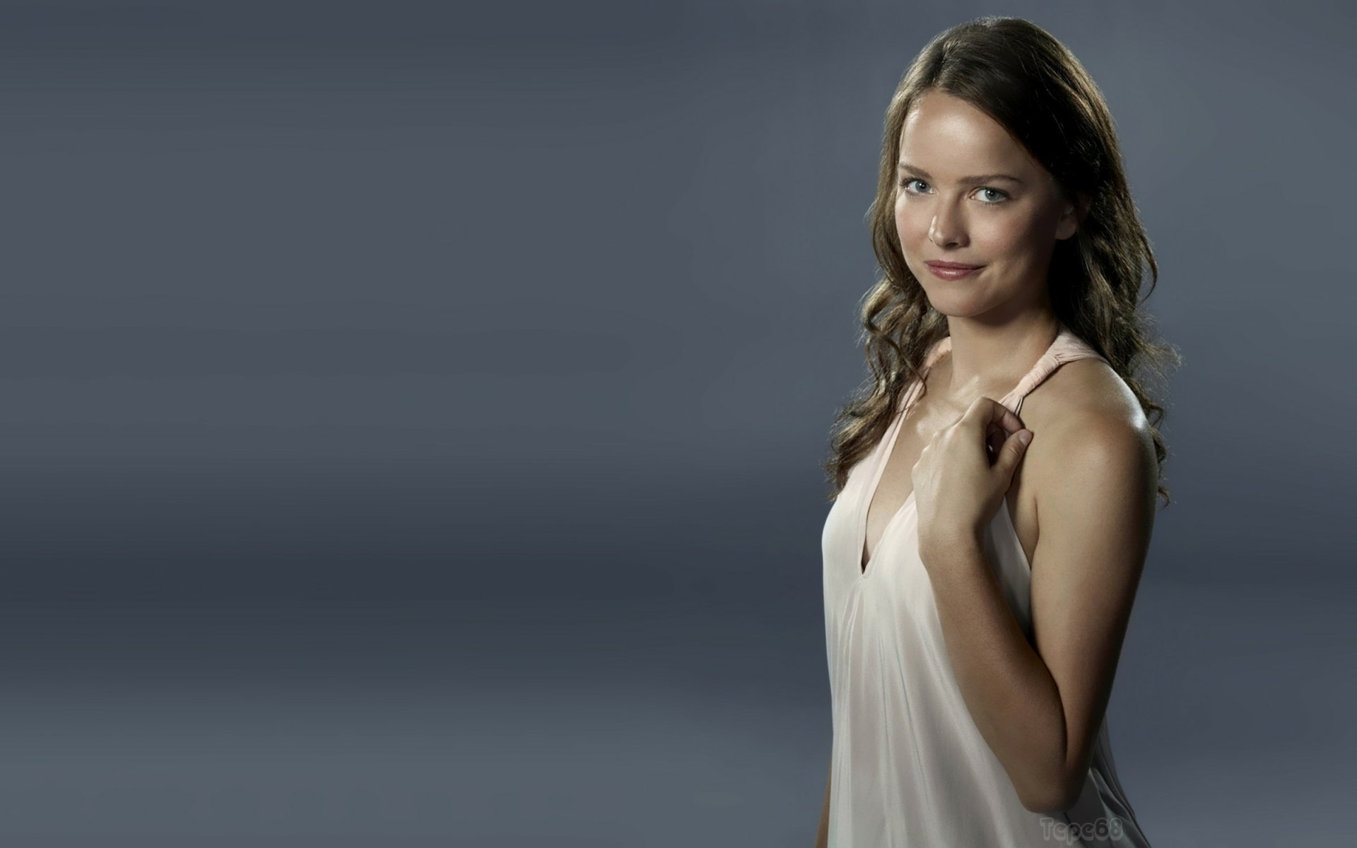 Allison Miller HD Wallpapers and Backgrounds.