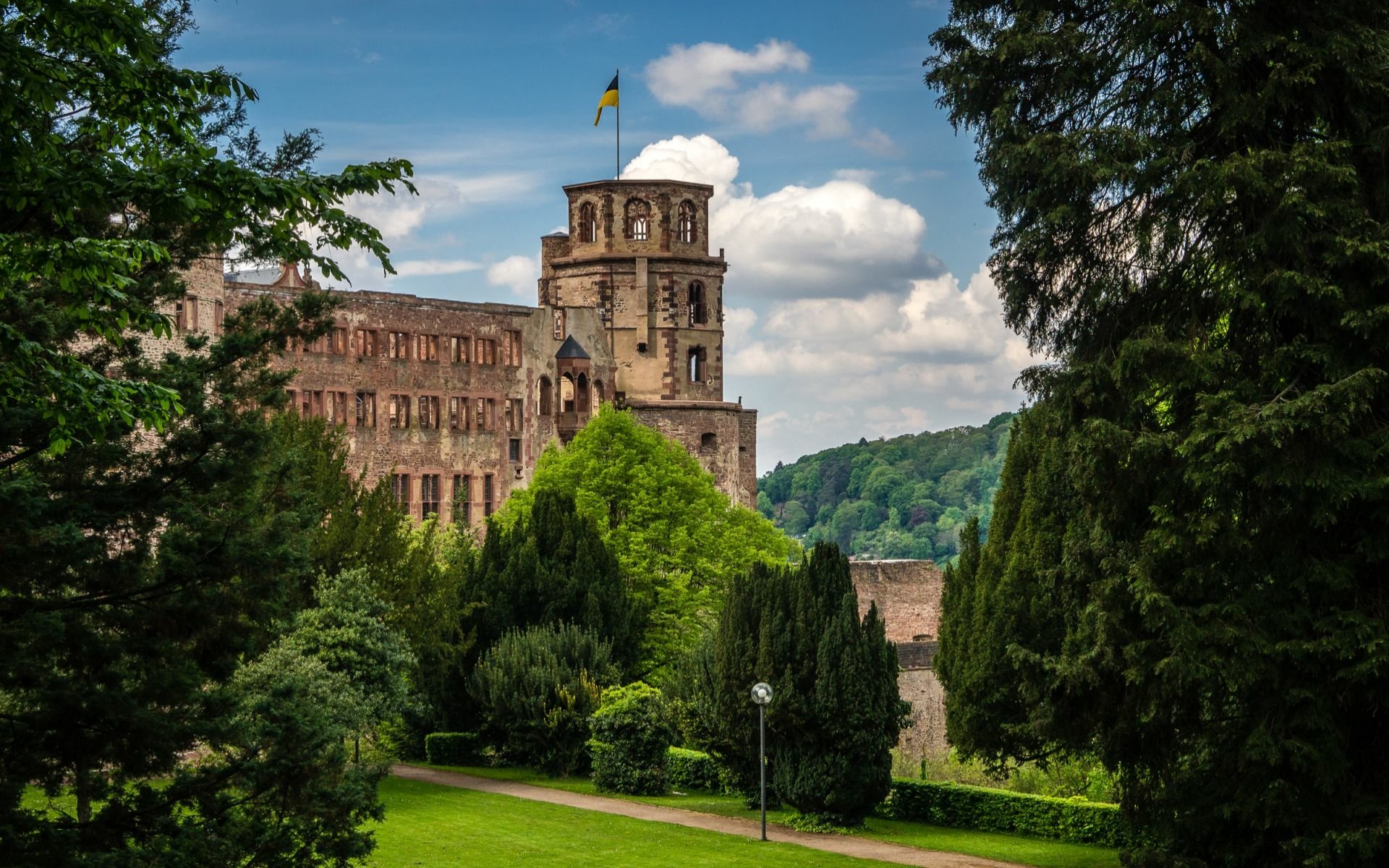 Download Man Made Heidelberg Castle HD Wallpaper