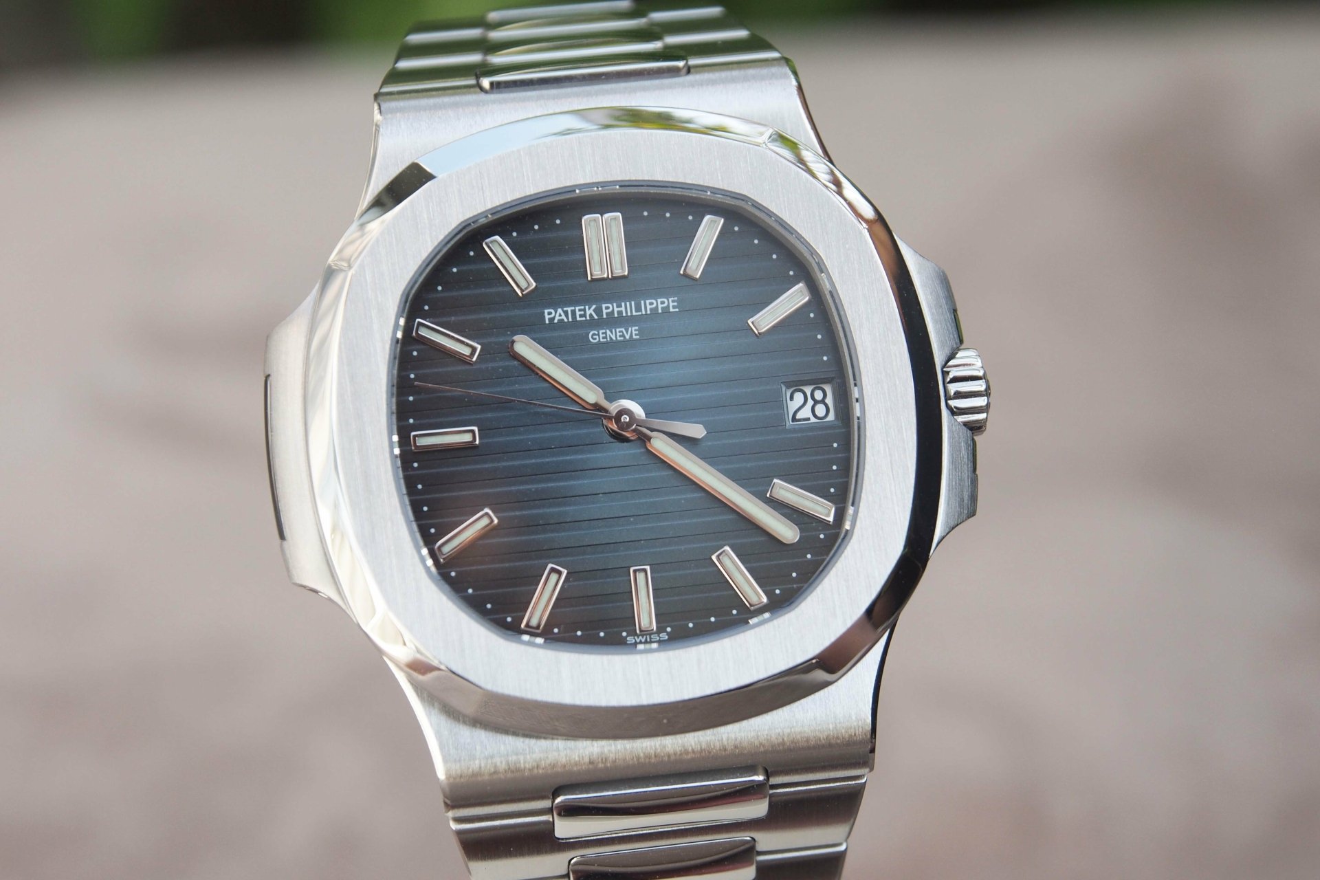 Download Man Made Watch 4k Ultra HD Wallpaper