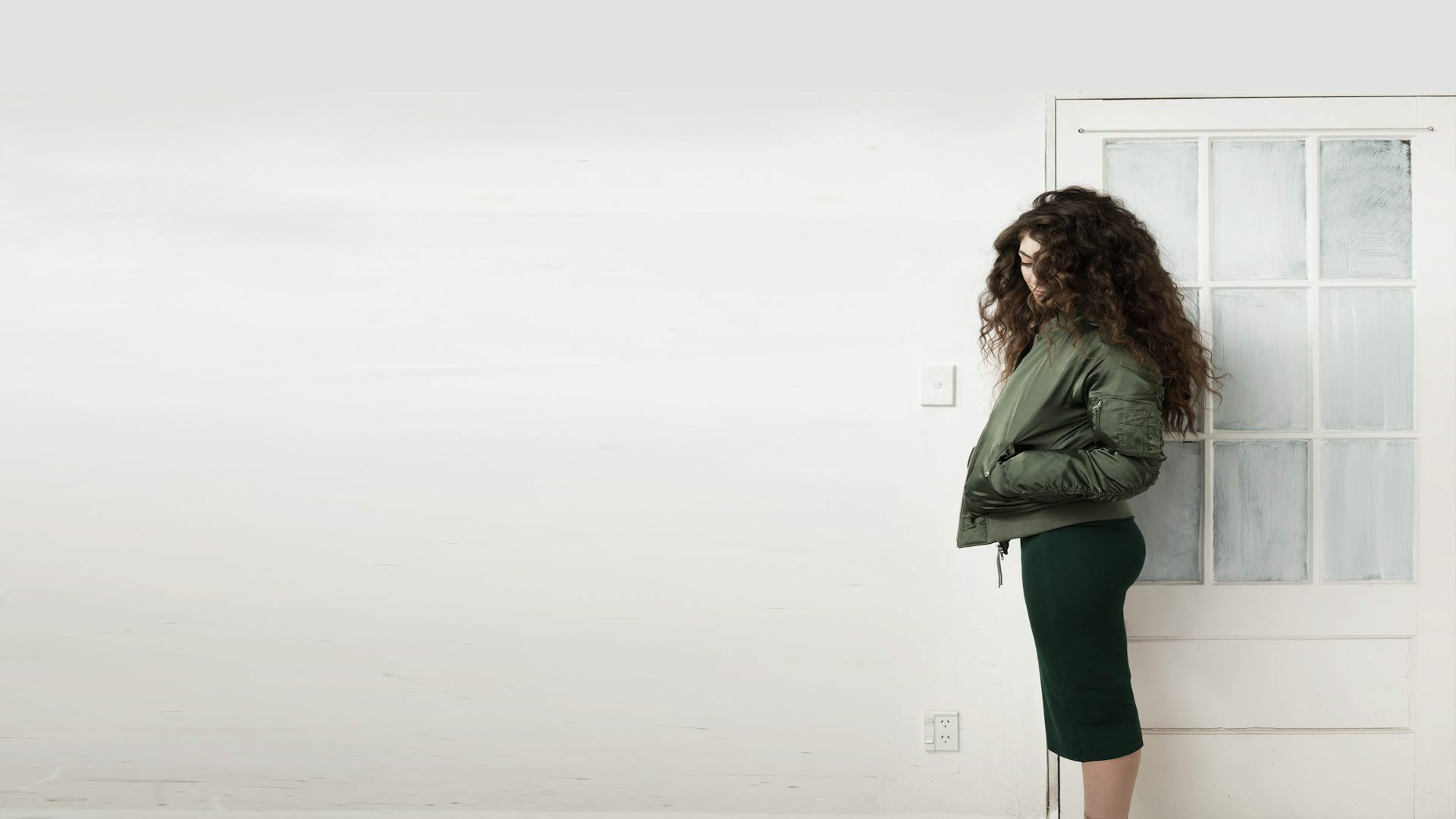 Download Music Lorde HD Wallpaper