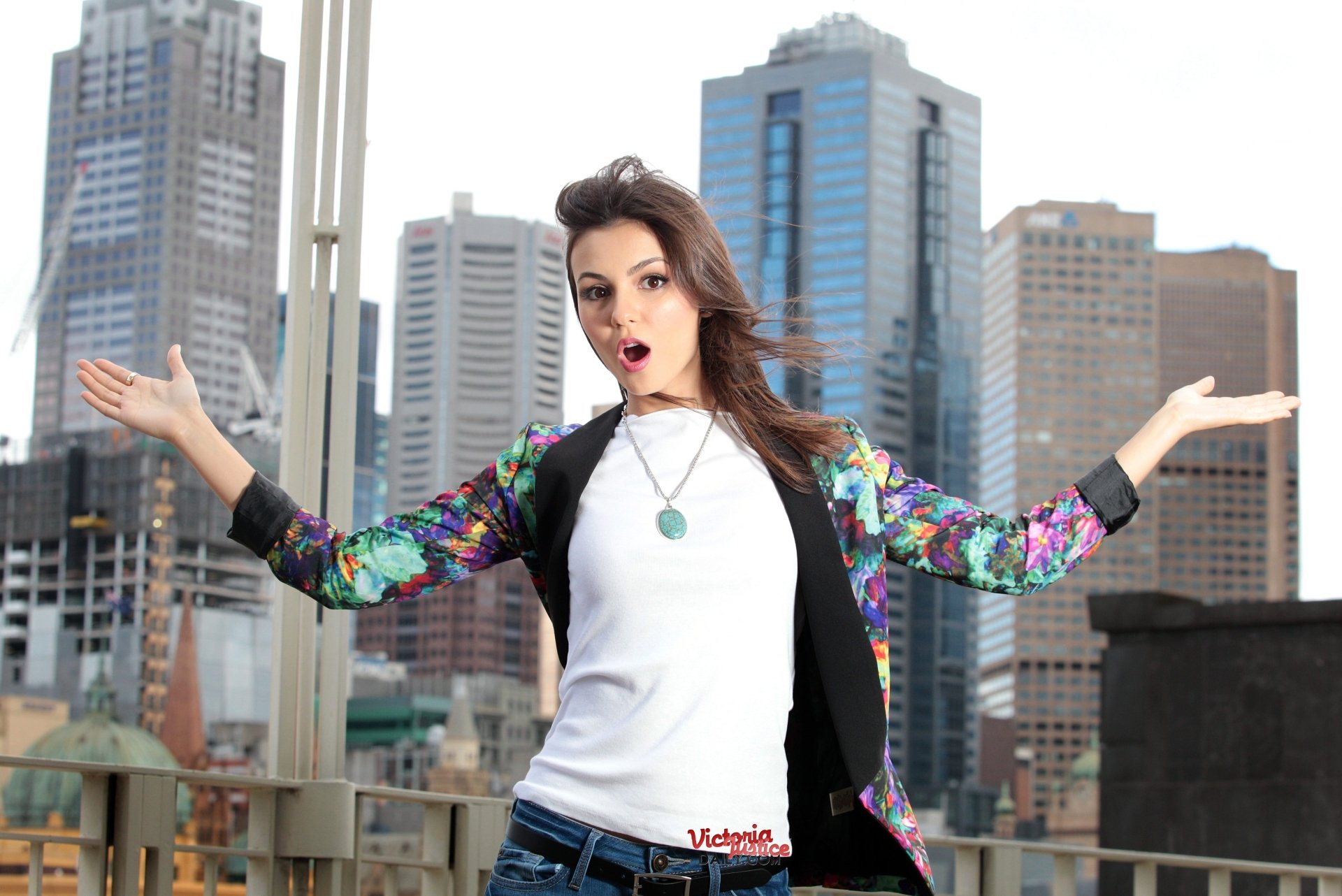 Download Celebrity Victoria Justice 4k Ultra HD Wallpaper