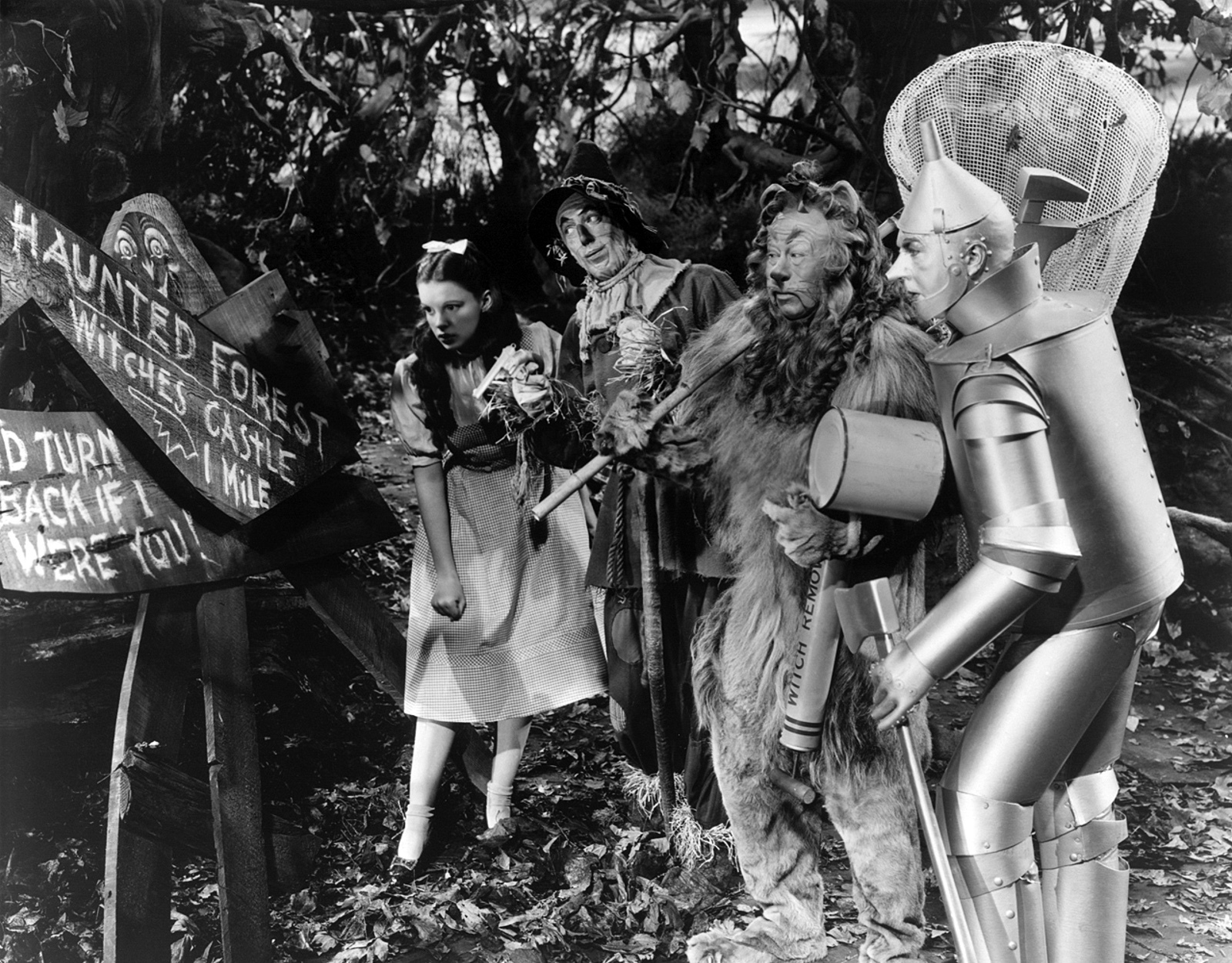 Le Magicien D Oz Film Complet En Francais Le Magicien d'Oz Fond d'écran and Arrière-Plan | 1600x1251 | ID:630981
