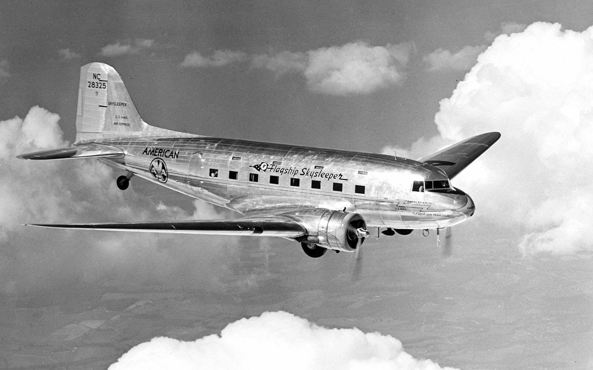 Download Vehicle Douglas DC-3 HD Wallpaper