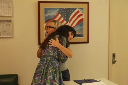 Jessica Day Zooey Deschanel TV Show New Girl HD Desktop Wallpaper | Background Image