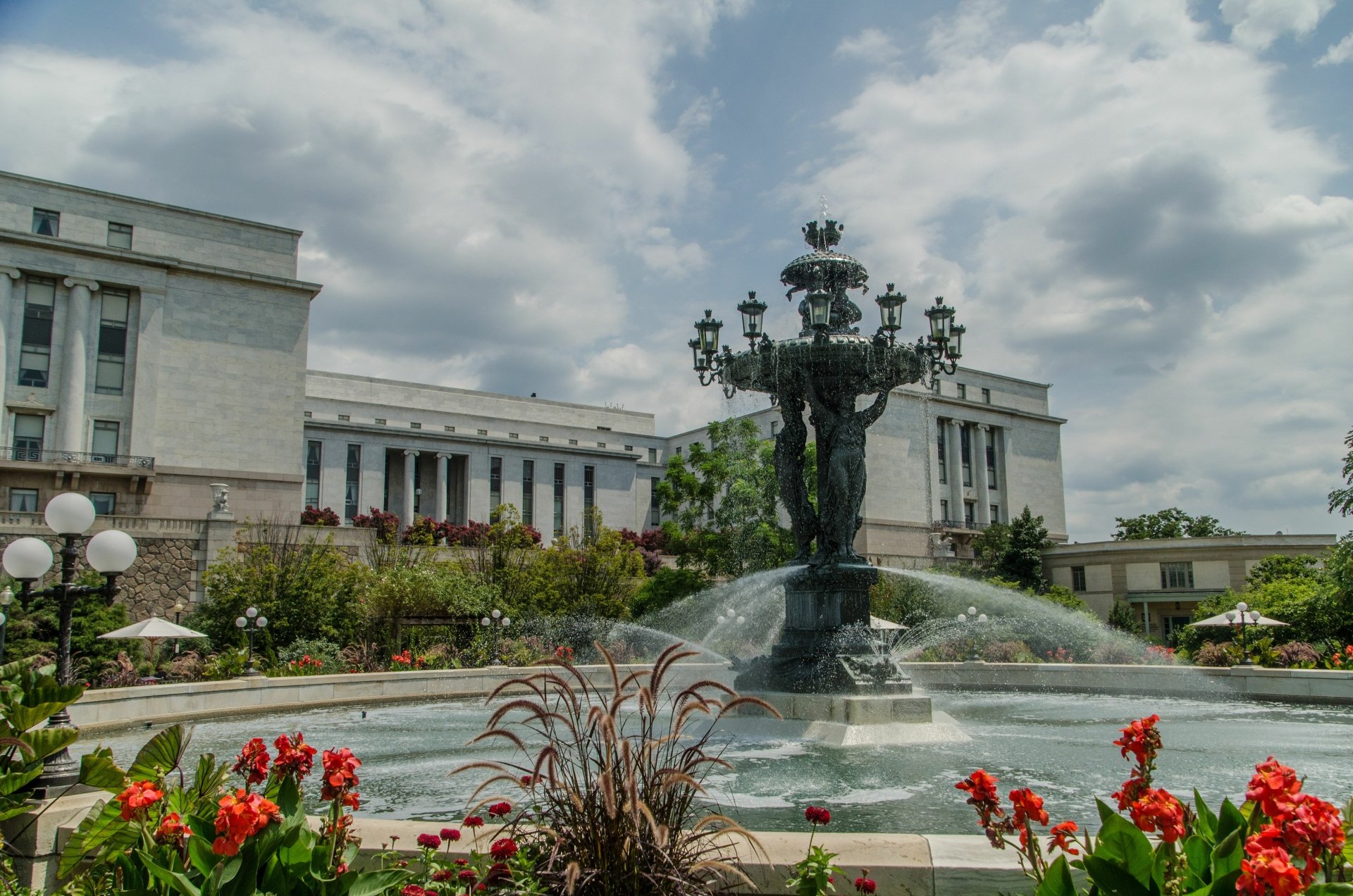 Download Man Made Bartholdi Fountain 4k Ultra HD Wallpaper