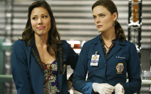 Angela Montenegro Michaela Conlin Emily Deschanel Temperance Brennan TV Show bones HD Desktop Wallpaper | Background Image