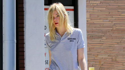 Celebrity Elle Fanning HD Desktop Wallpaper | Background Image