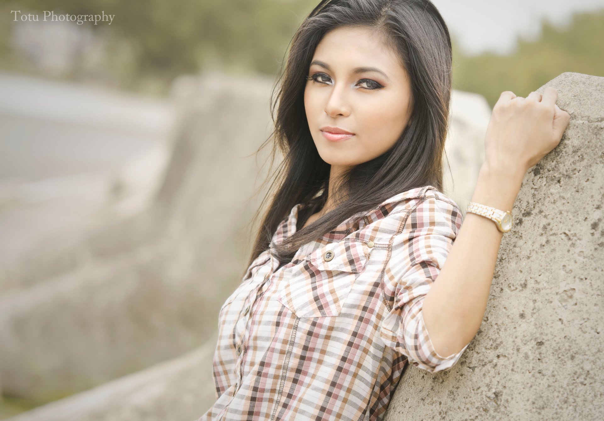 Download Woman Model 4k Ultra HD Wallpaper