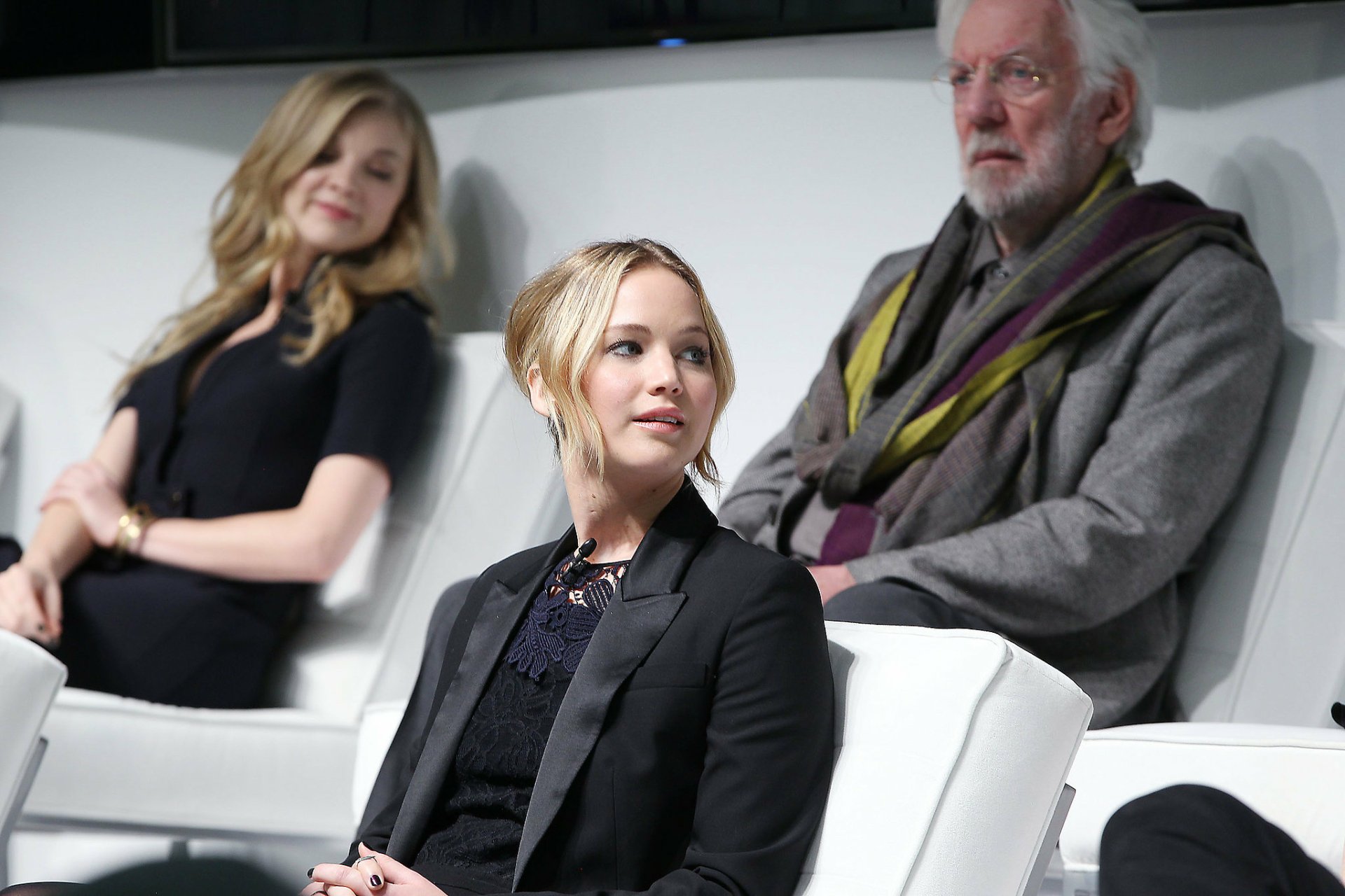 Download Donald Sutherland Jennifer Lawrence Celebrity Actor HD Wallpaper