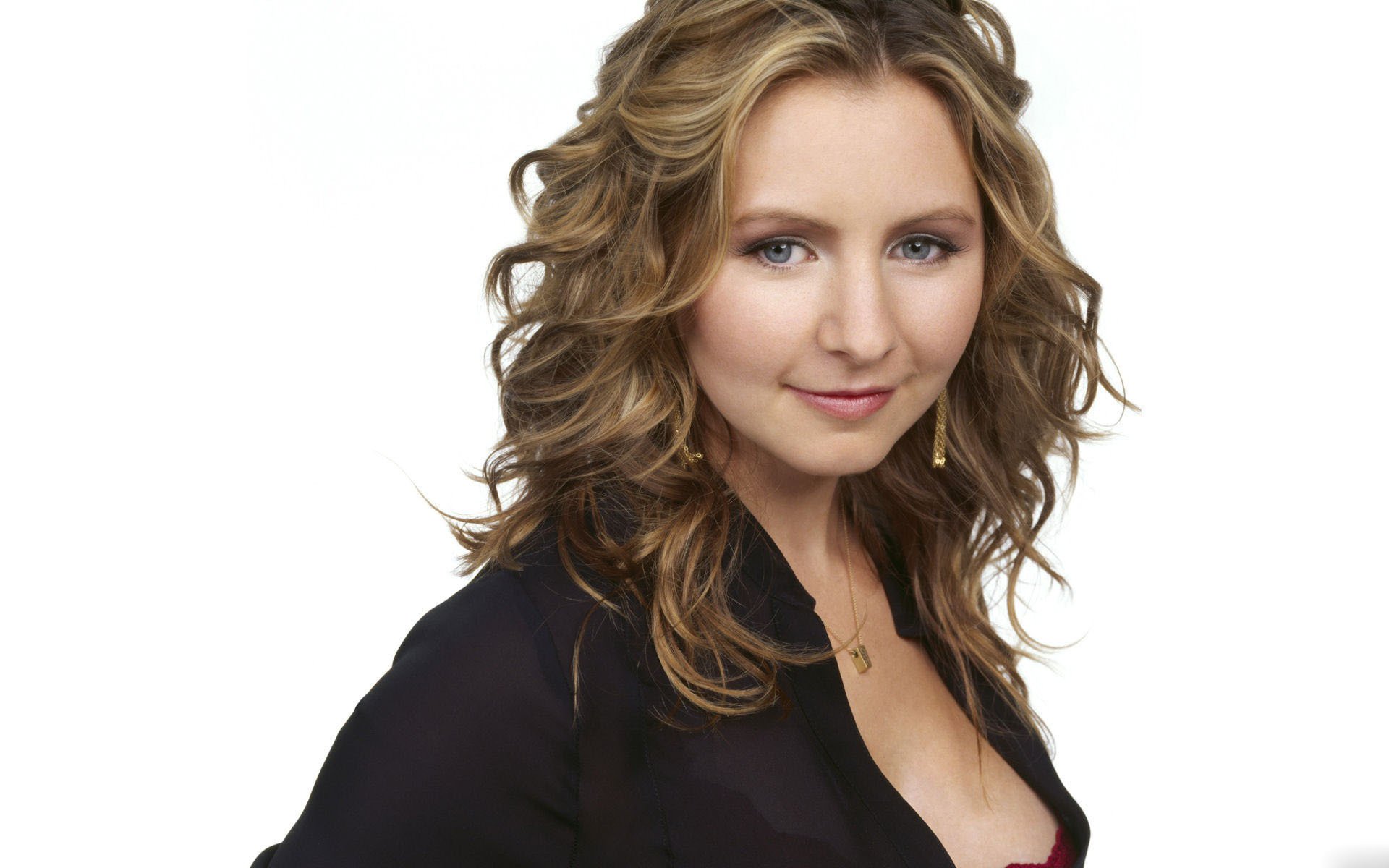 Beverley Mitchell Hd Wallpaper