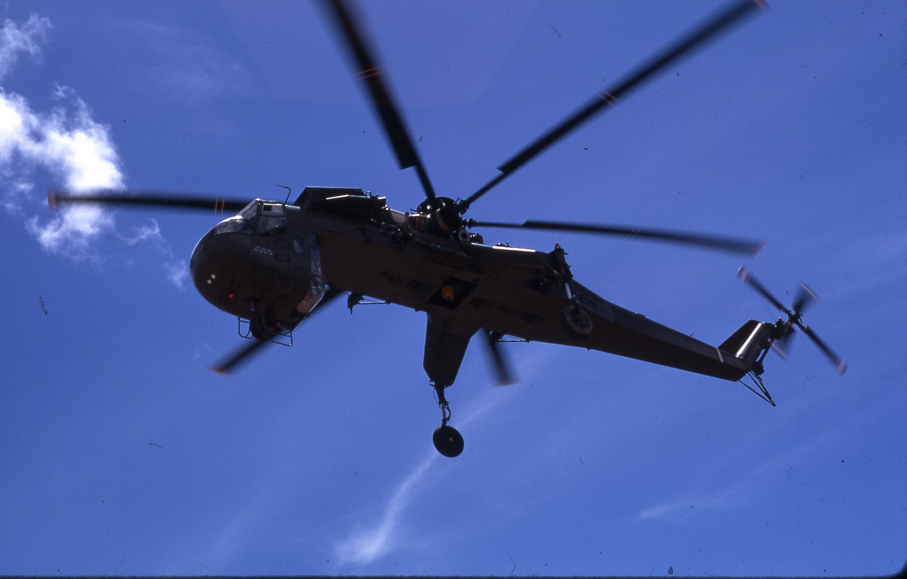 Download Military Sikorsky CH-54 Tarhe Wallpaper