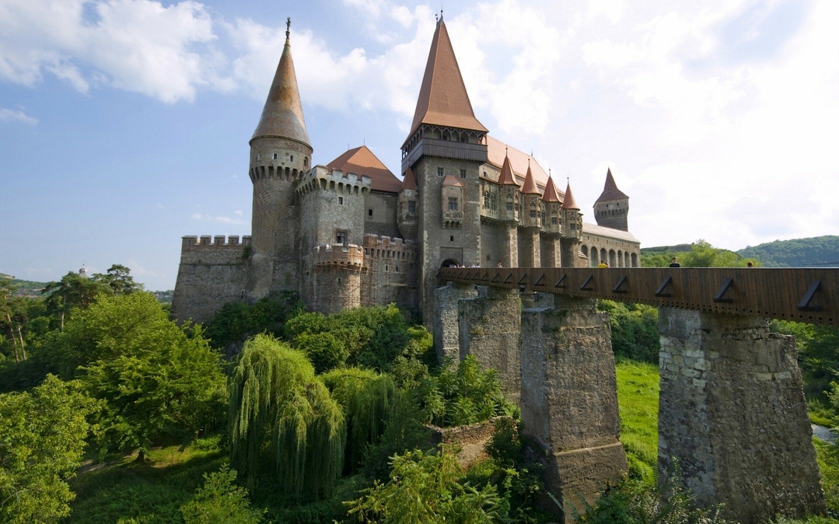 Download Man Made Hunedoara Castle Wallpaper