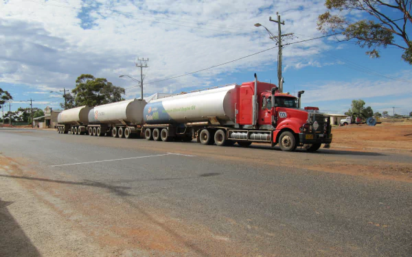 vehicle Mack Trucks HD Desktop Wallpaper | Background Image