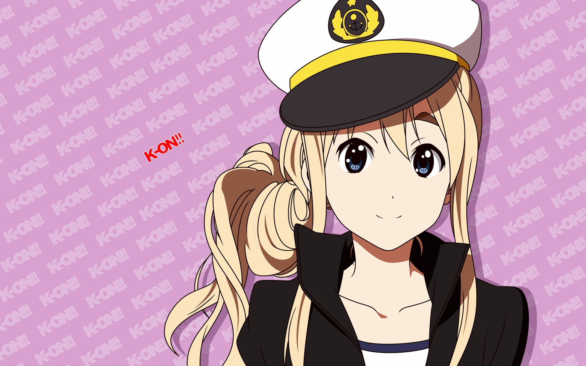 HD PC desktop wallpaper featuring Tsumugi Kotobuki from the anime K-ON!, wearing a captain's hat against a pink patterned background.