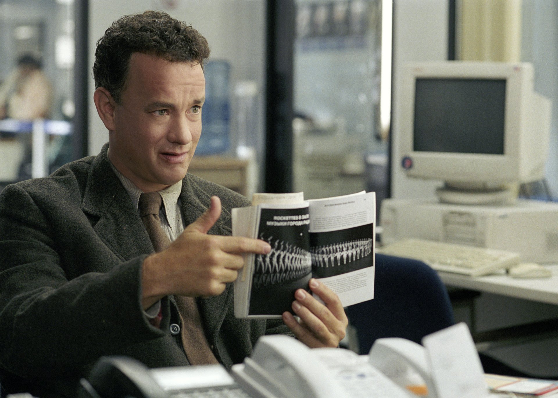 Download Tom Hanks Movie The Terminal HD Wallpaper