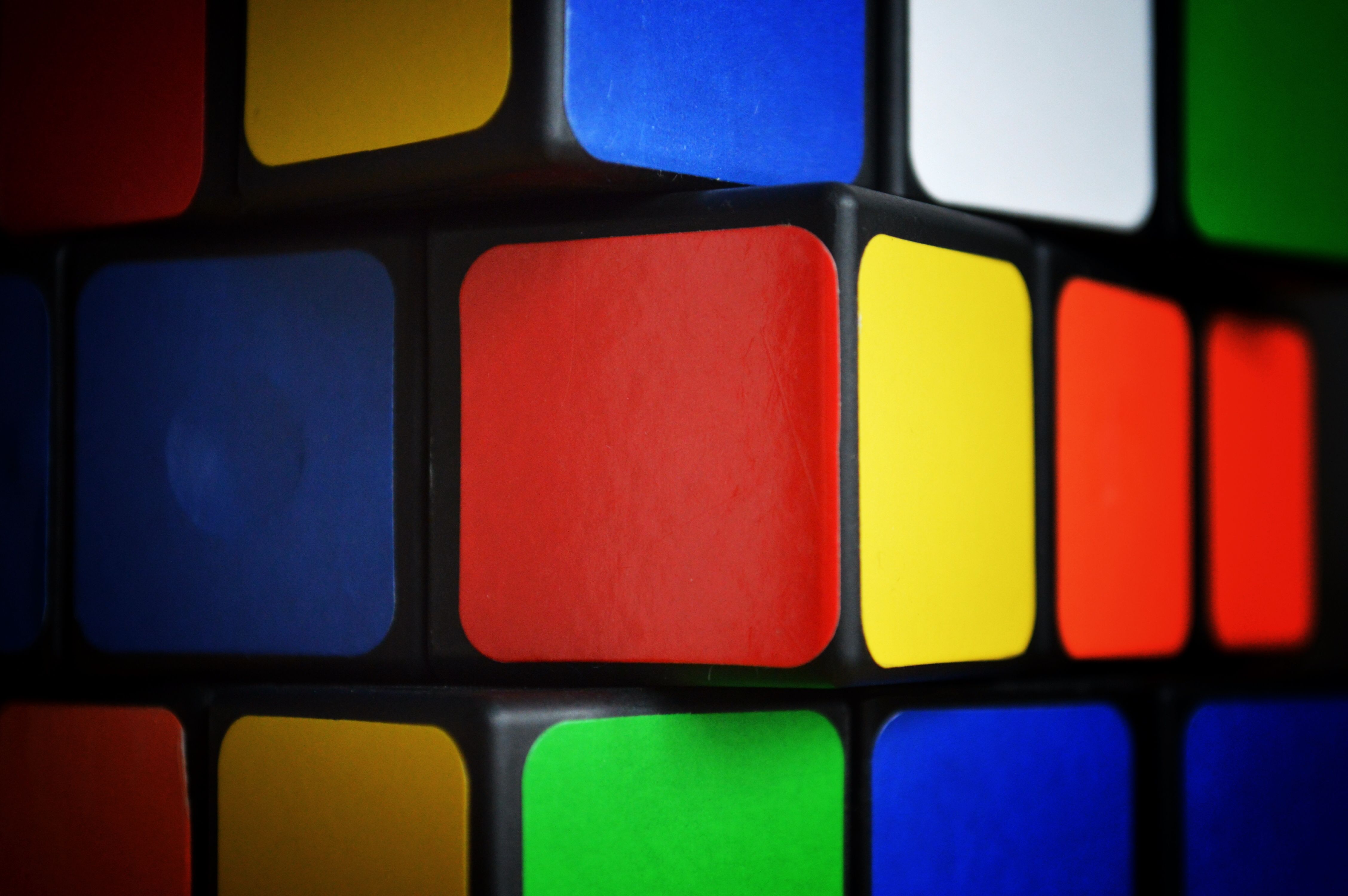 Man Made Rubik's Cube HD Wallpaper | Background Image