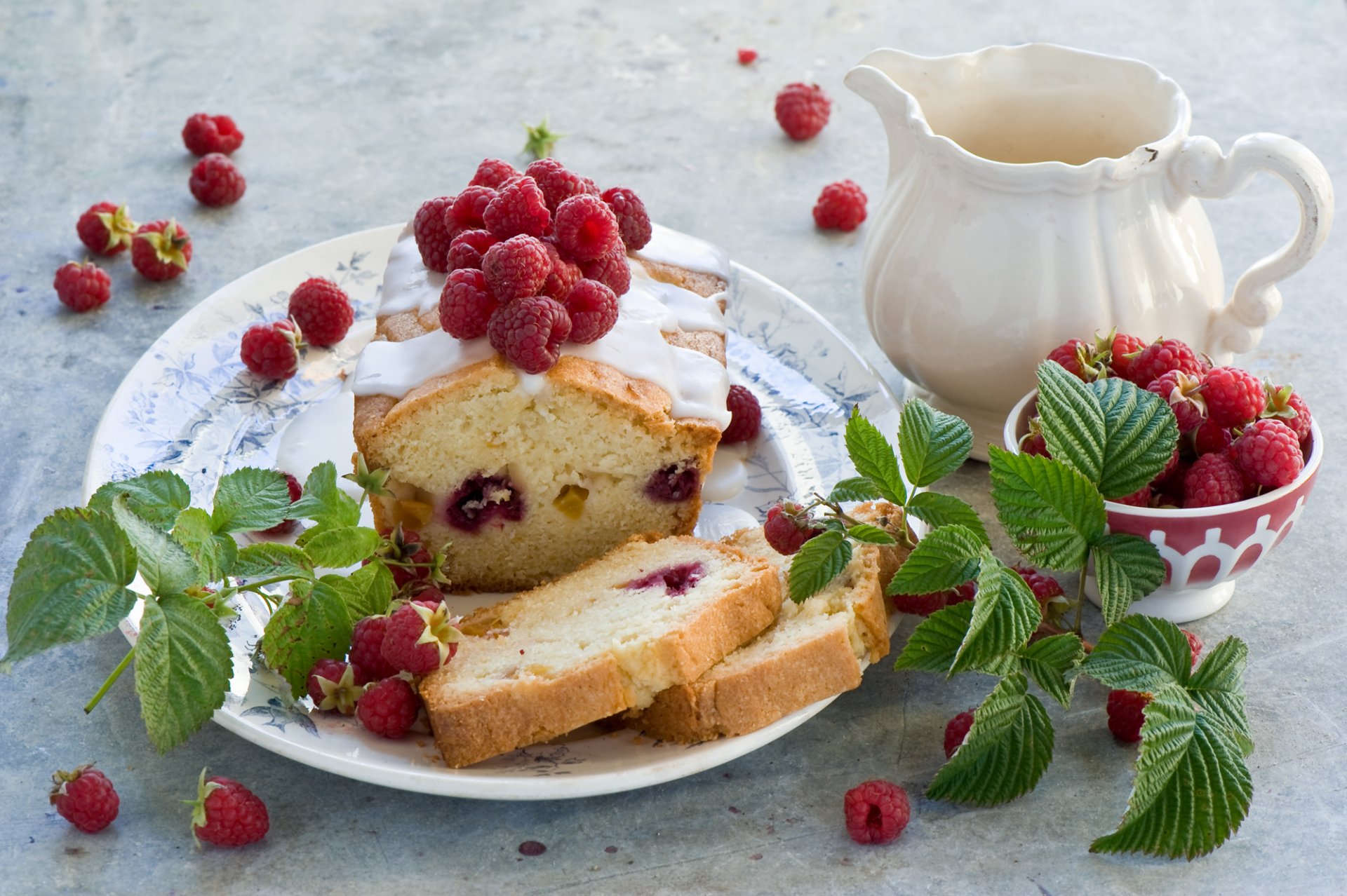 Delicious Raspberry Pastry Cake HD Wallpaper | 2000x1331 | Wallpaper Abyss