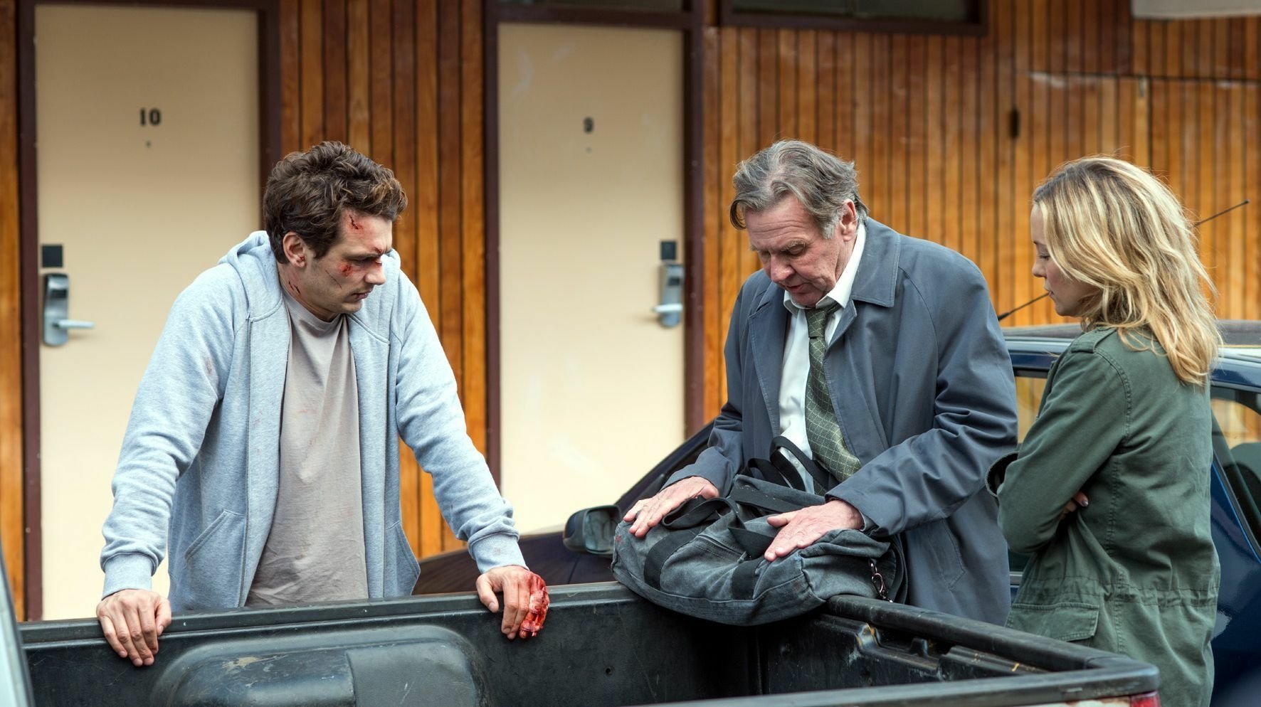 Download Tom Wilkinson James Franco Kate Hudson Movie Good People Wallpaper