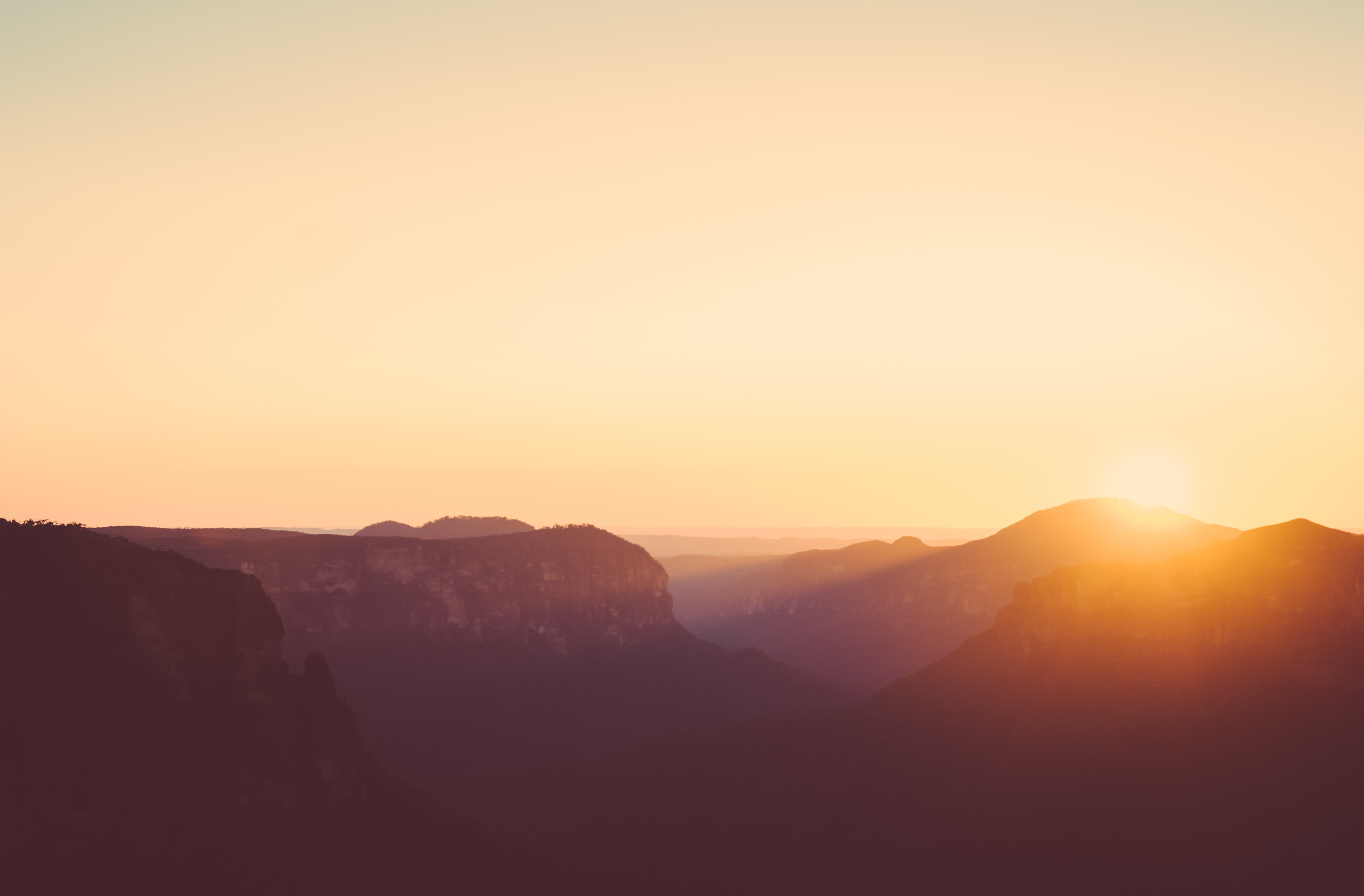 Download Mountain Sunbeam Australia Canyon Landscape Nature Sunrise 4k ...