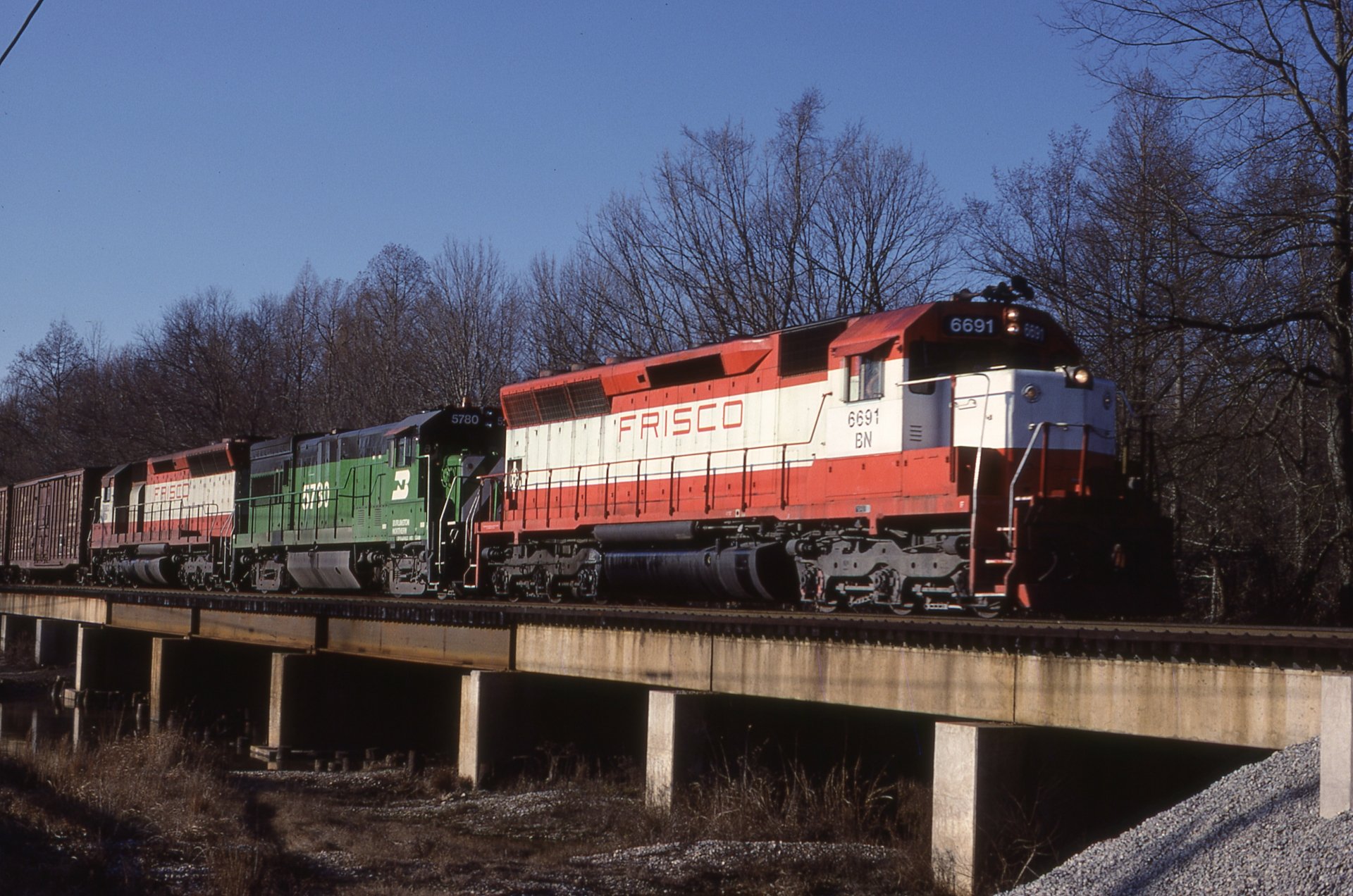 Download Vehicle Train 8k Ultra HD Wallpaper