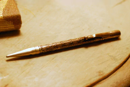 man made pen HD Desktop Wallpaper | Background Image