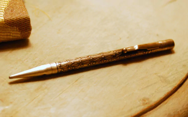 man made pen HD Desktop Wallpaper | Background Image
