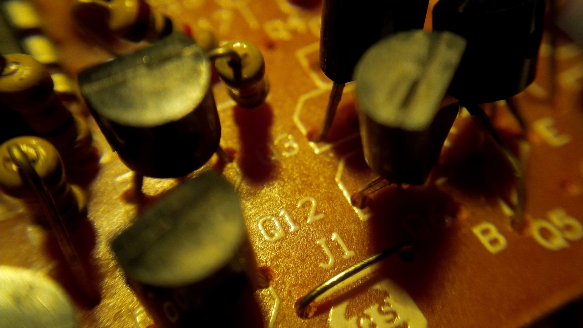 Download Technology Circuit HD Wallpaper