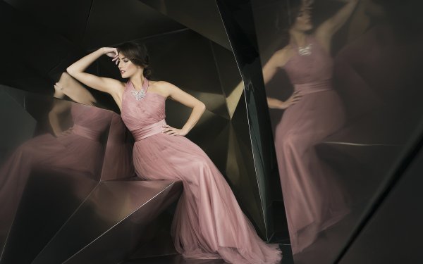 Women Model Mood Dress Reflection Brunette HD Wallpaper | Background Image