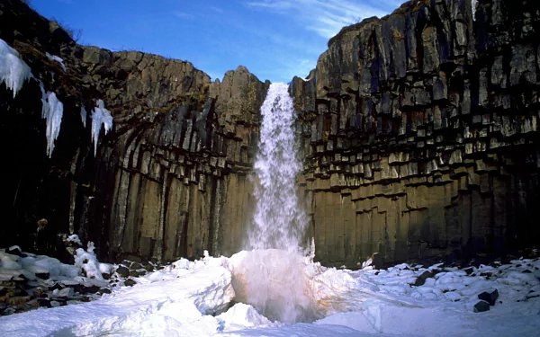 Iceland Waterfall Svartifoss in Winter