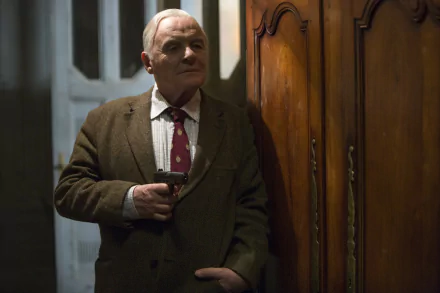 Bailey (RED 2) Anthony Hopkins movie RED 2 HD Desktop Wallpaper | Background Image