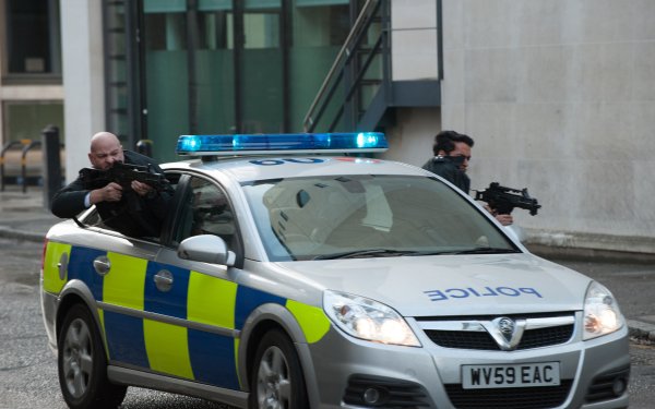Movie London Has Fallen Police Car HD Wallpaper | Background Image