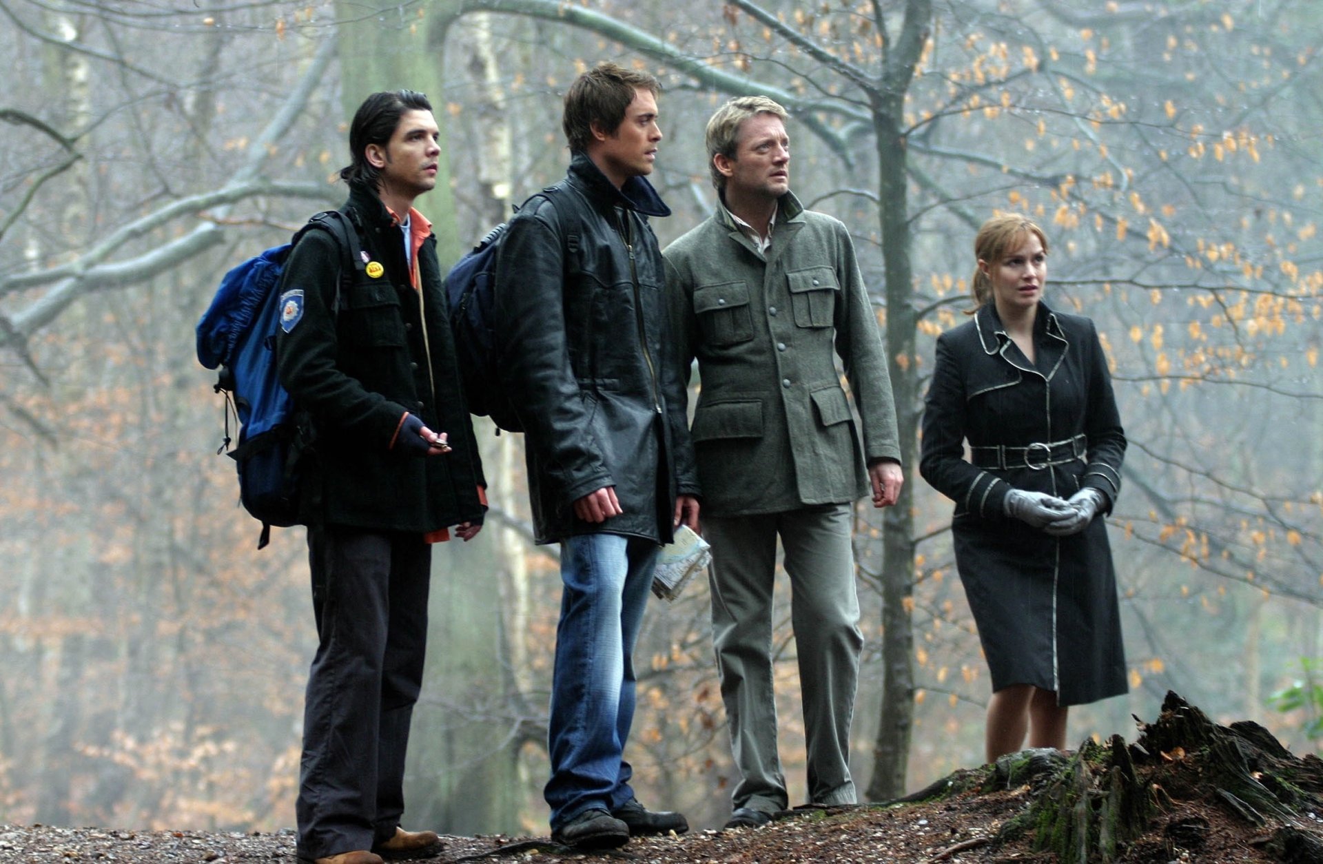Download Lucy Brown Claudia Brown Douglas Henshall Nick Cutter James Murray Stephen Hart Andrew-Lee Potts Connor Temple TV Show Primeval HD Wallpaper