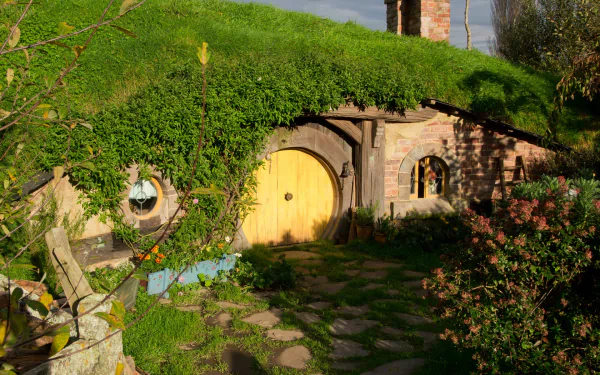  hobbit house